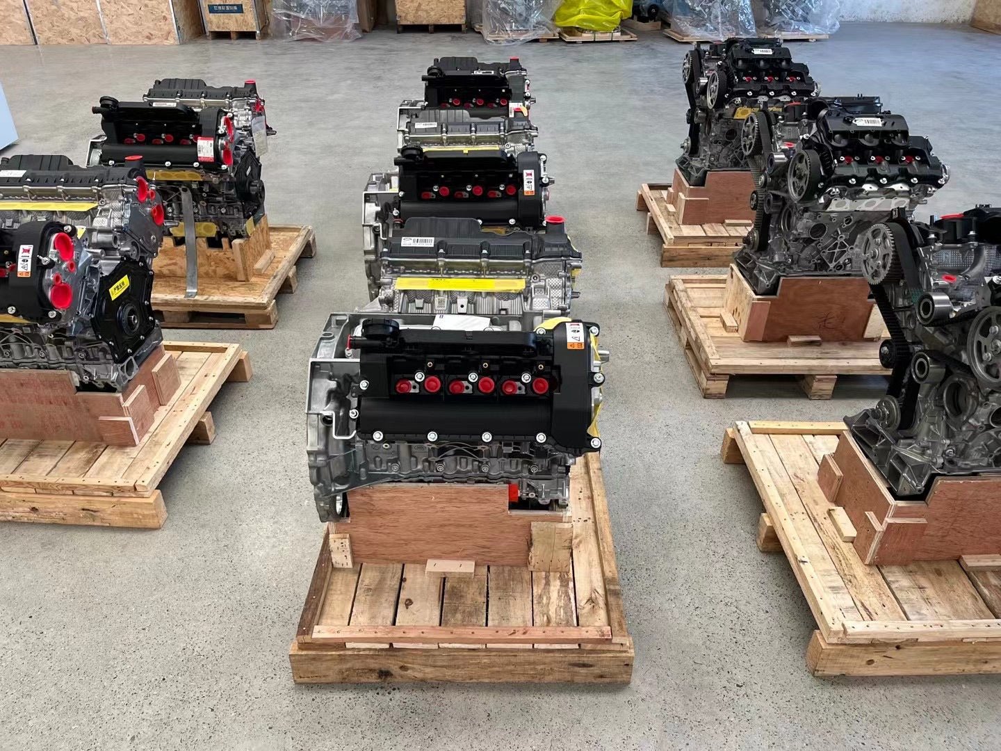 Land Rover 2.0T Diesel engine - Dongpeng Automotive Engine